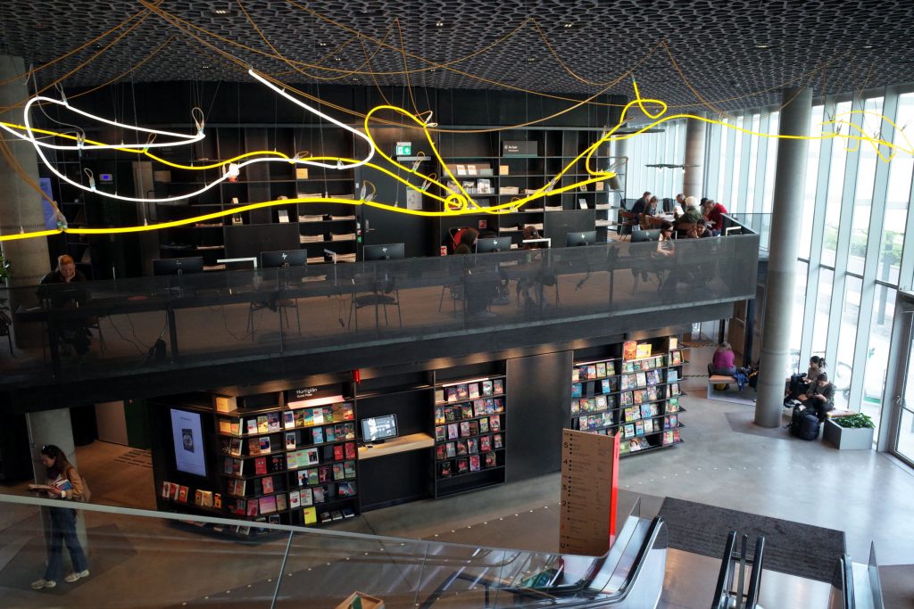 Deichman Bjorvika w Oslo