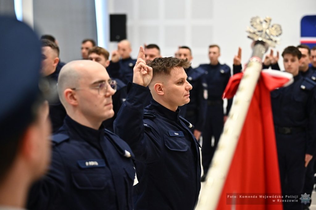 Ślubowanie policjantów