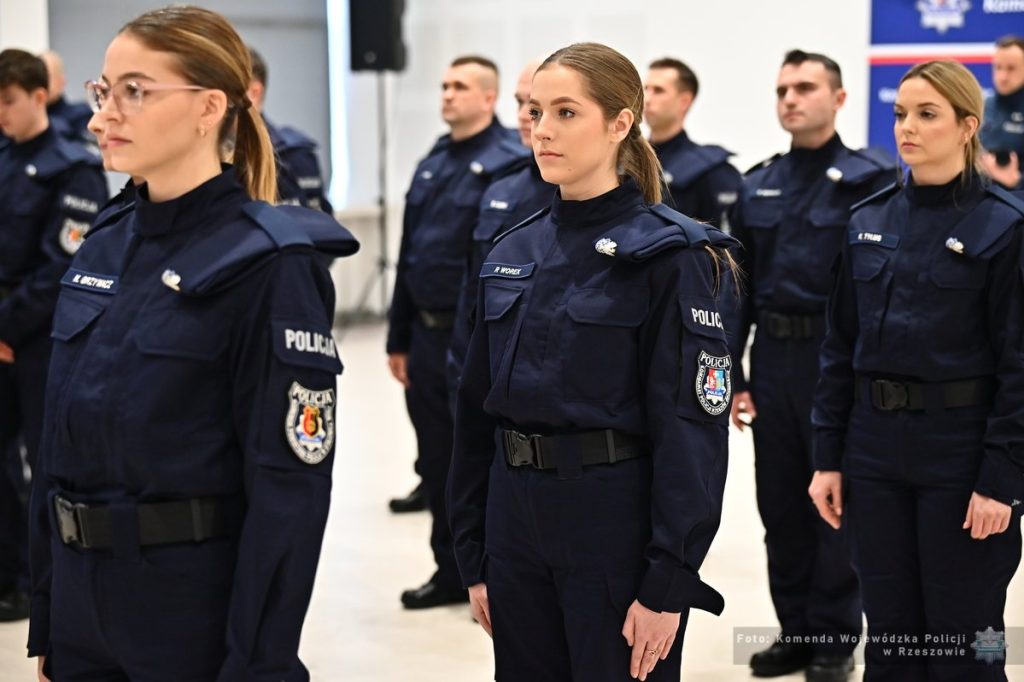 Nowe policjantki w podkarpackiej Policji