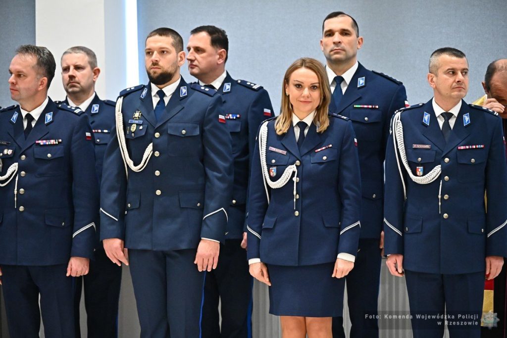 Ślubowanie policjantów