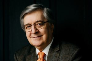 Jako solista wystąpi wybitny pianista Piotr Paleczny.