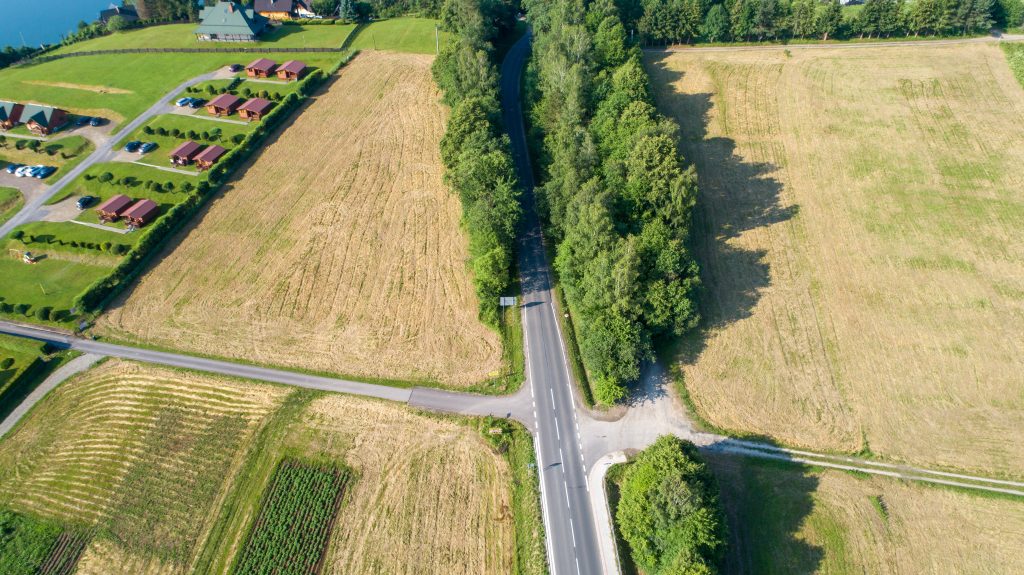 droga nad Jeziorem Solińkim