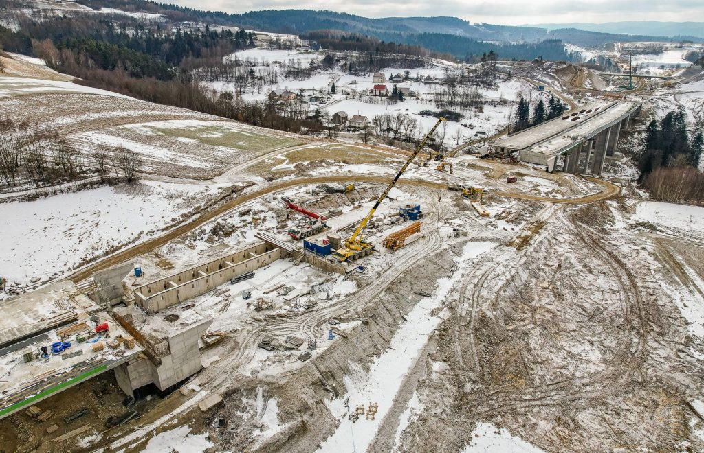Budowa estakady na trasie Babica - Jawornik