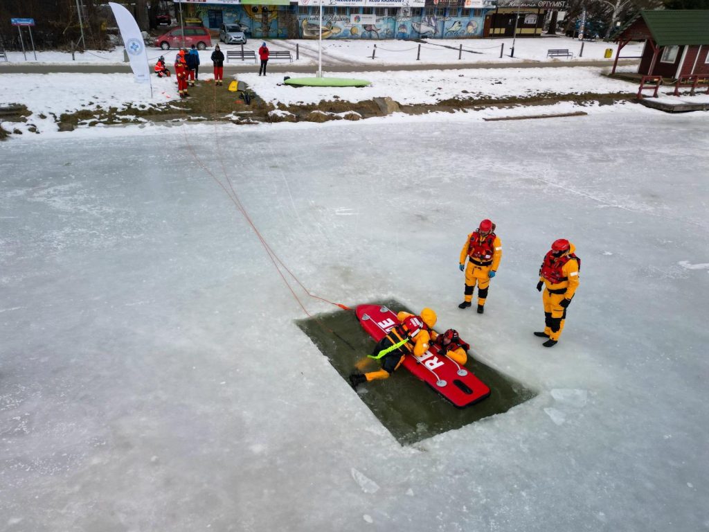 Rzeszowski WOPR ćwiczy na Wisłoku