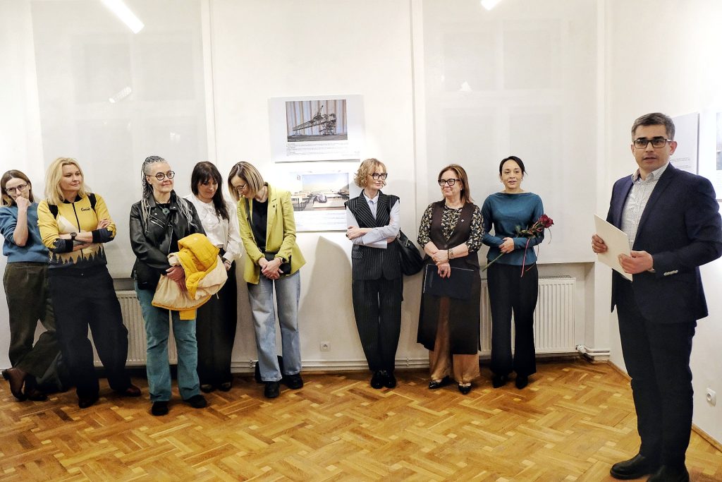 Piotr Piech i autorki zdjęć.