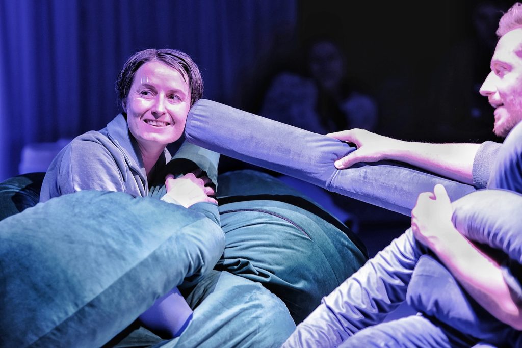 Spektakl "Bardzo bardzo"