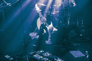 Dziwna Wiosna zagra w Rzeszowskich Piwnicach.