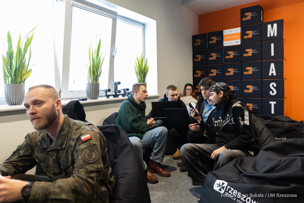 hackathon Detect & Defend,