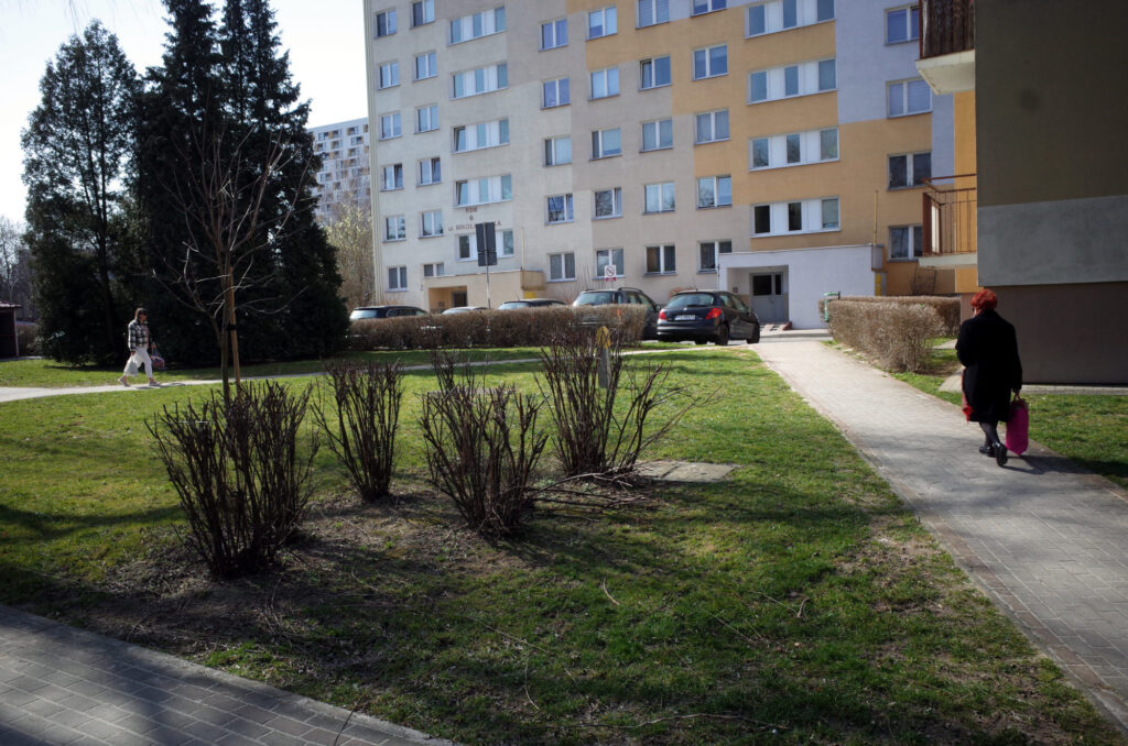 Rzeszów, os. Andersa, Mikołajczyka 6