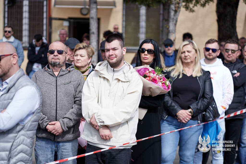 Rodziny i koledzy nowych terytorialsów