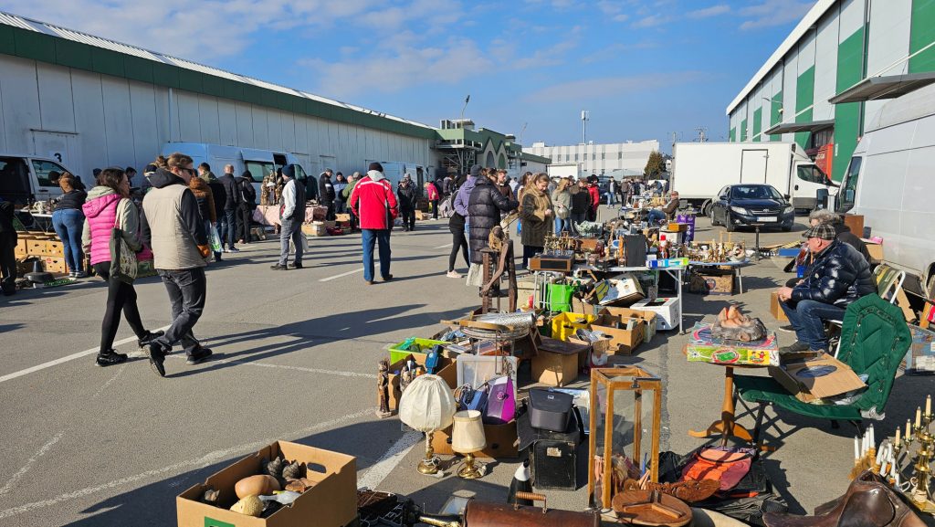 Targ Staroci w Agrohurcie