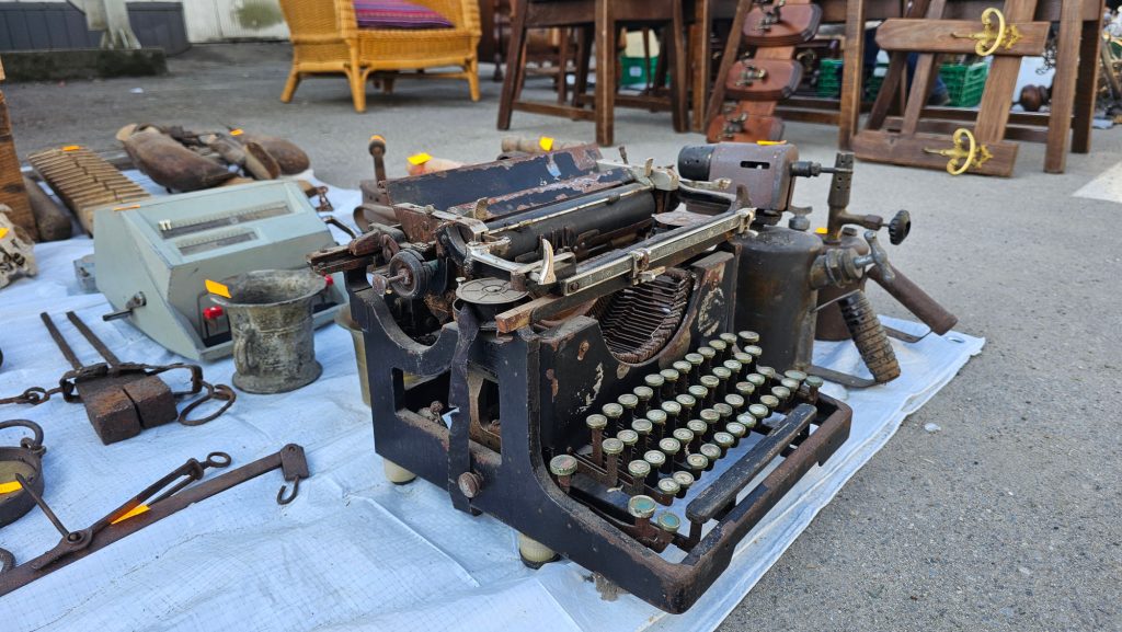 Targ Staroci w Agrohurcie