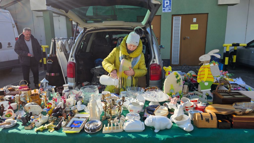 Targ Staroci w Agrohurcie