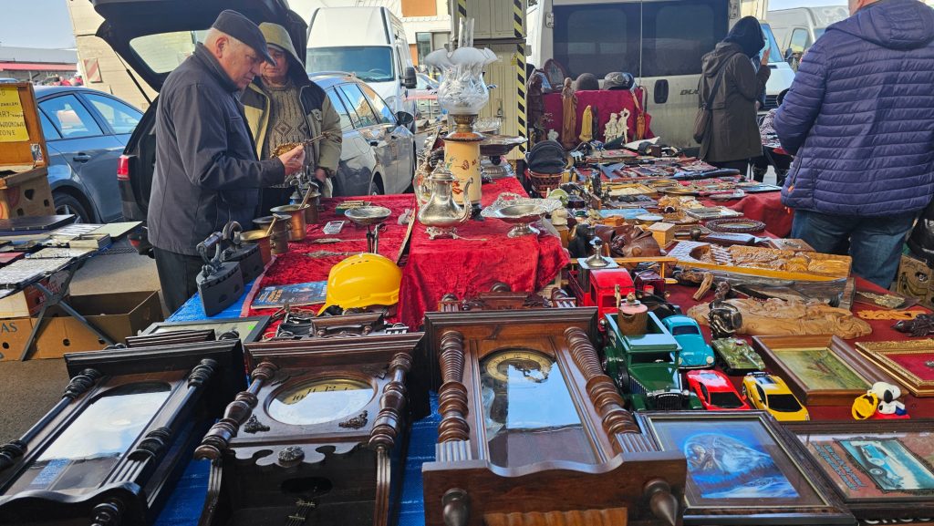 Targ Staroci w Agrohurcie