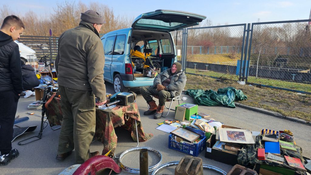 Targ Staroci w Agrohurcie