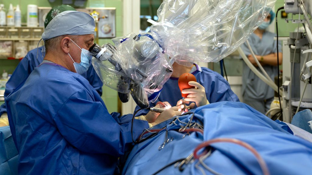 Operacja słuchu w USK