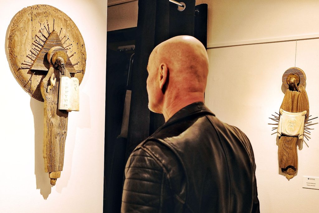 Mojżesz - Krzysztof Brzuzan