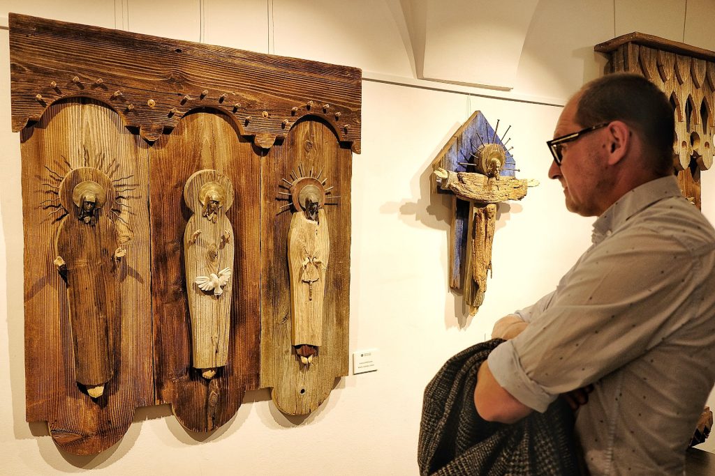 Rzeźby Krzysztofa Brzuzana w Rzeszowskim Domu Sztuki