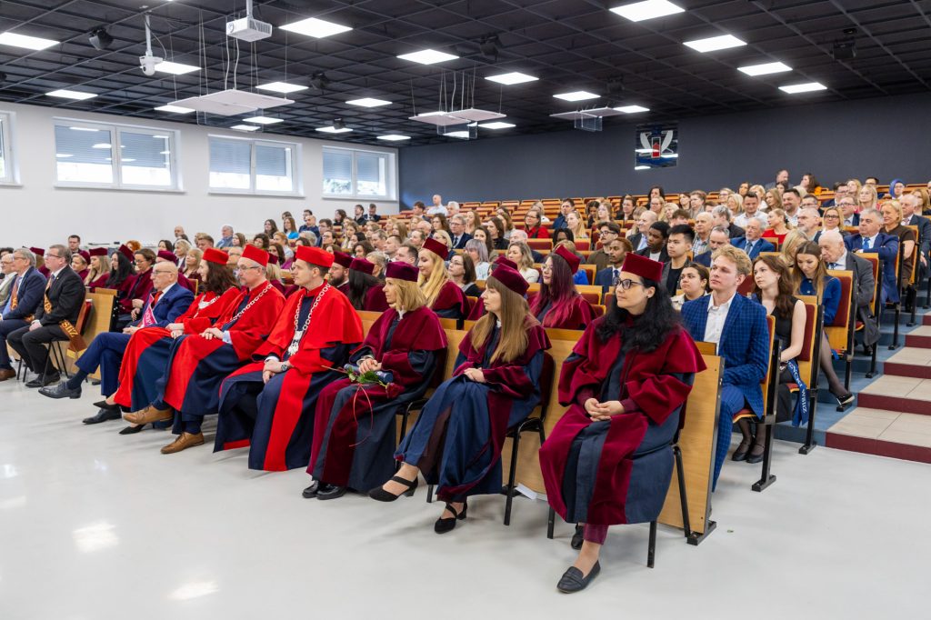 Jubileuszowe posiedzenie Senatu z okazji 30-lecia WSIiZ