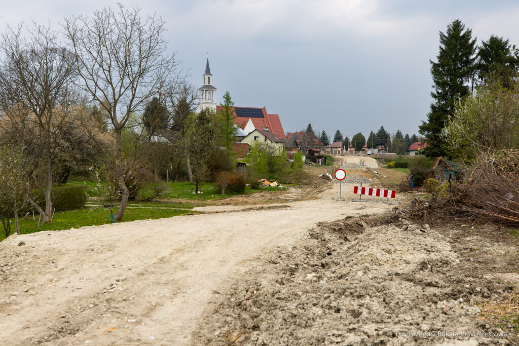 droga na plac budowy kładki