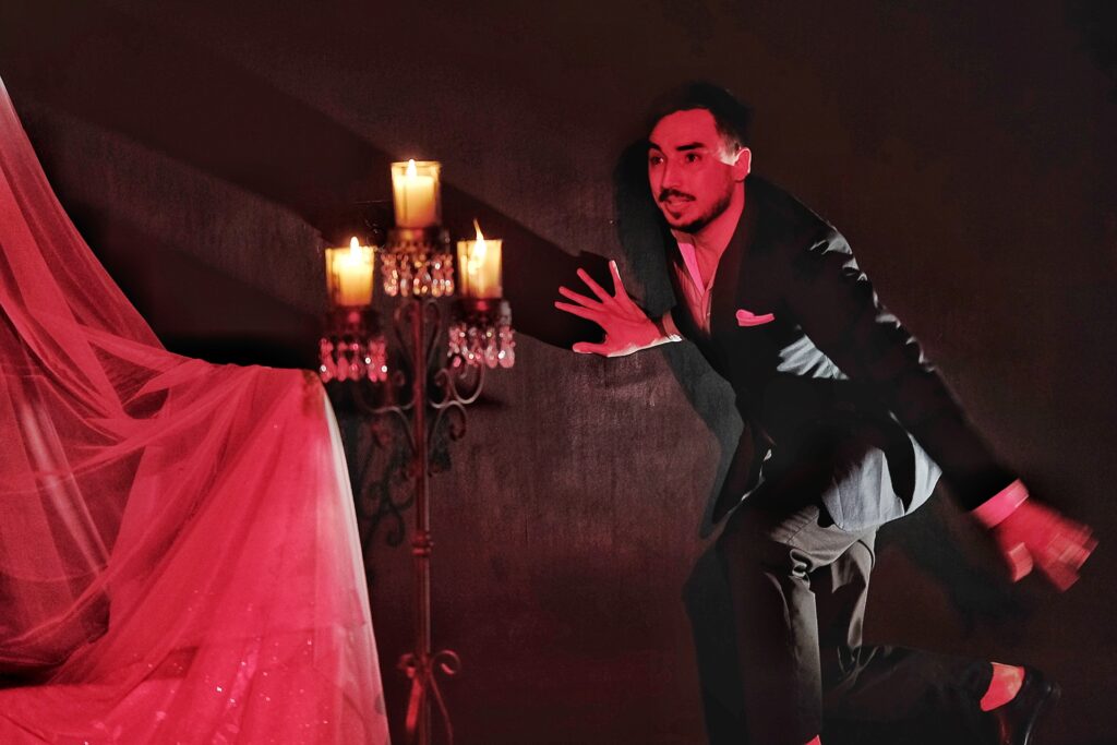 Jakub Adamski, aktor Teatru Przedmieście