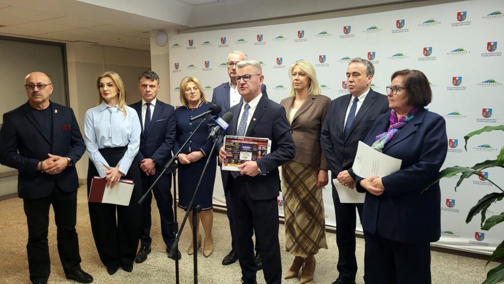 Opozycja sejmiku podkarpackiego i posłowie Koalicji Obywatelskiej 