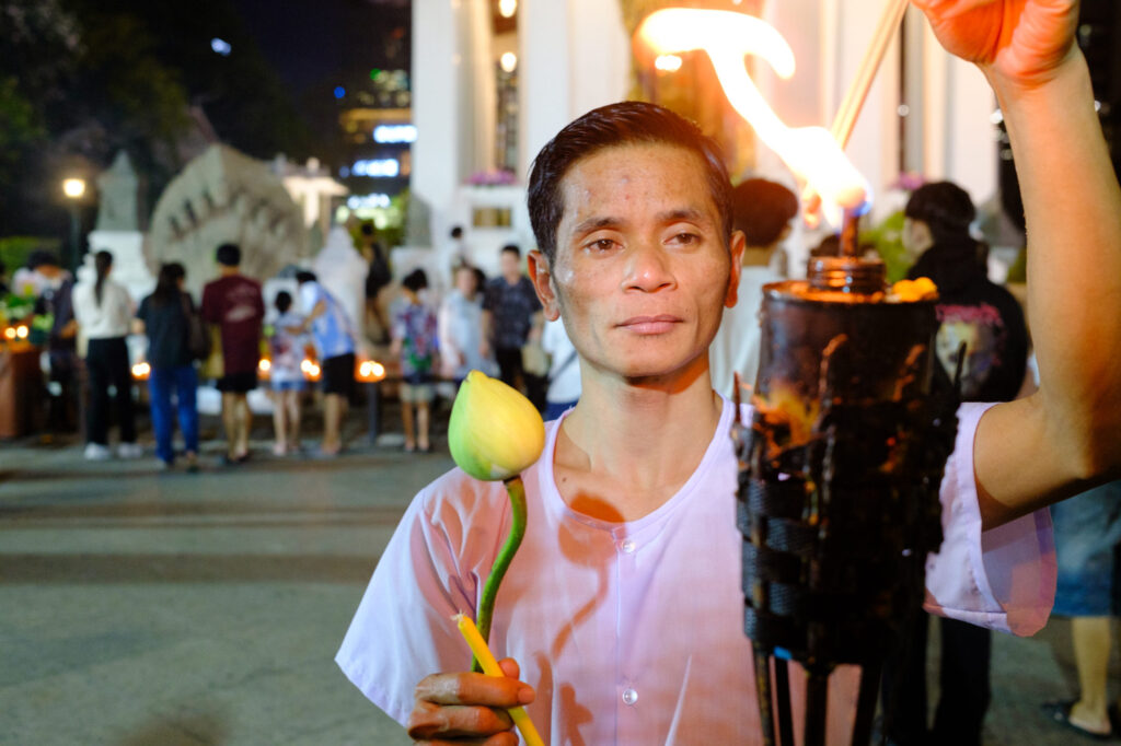 Makha Bucha - buddyjskie święto