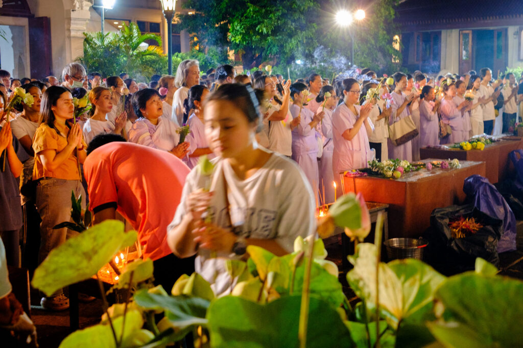 Makha Bucha w Bangkoku
