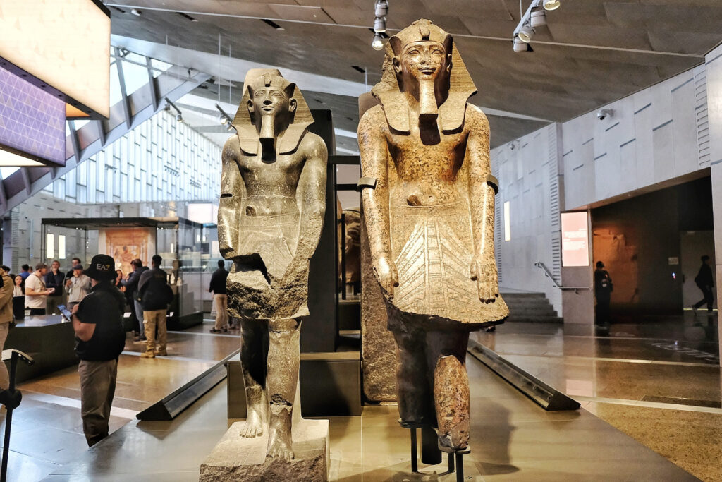 Statuy faraonów, Wielkie muzeum Egipskie