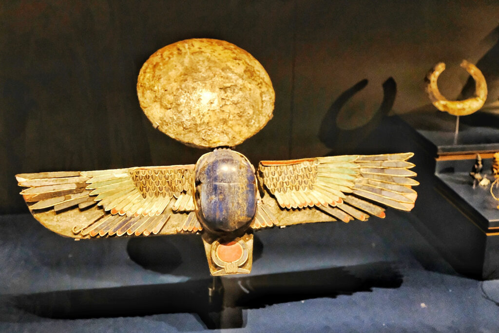 Złoty skarabeusz, The Grand Egyptian Museum