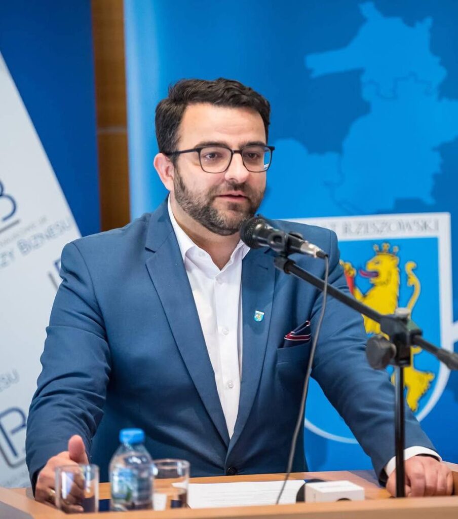 starosta rzeszowski Krzysztof Jarosz