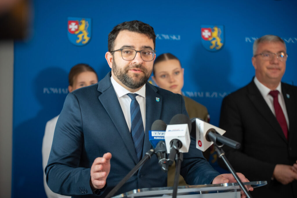 konferencja prasowa starosty rzeszowskiego