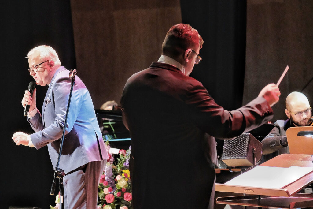 Koncert Artur Andres i goście