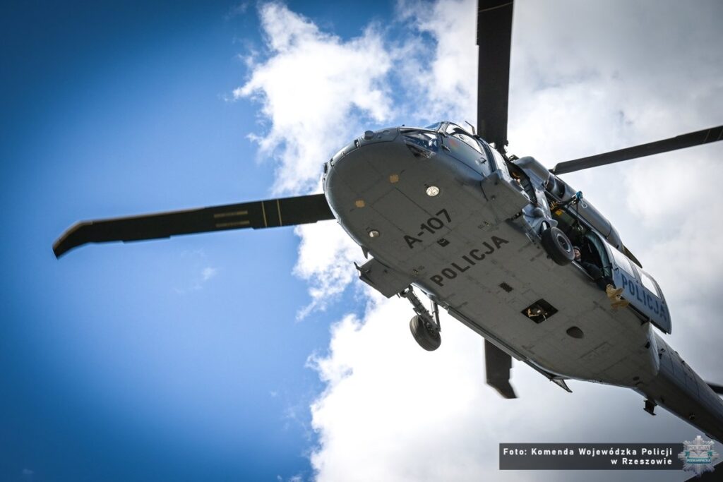 Policyjny black hawk