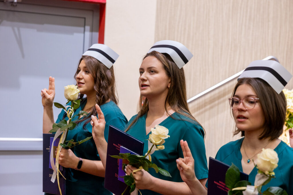 Graduacja i czepkowanie na WSIiZ
