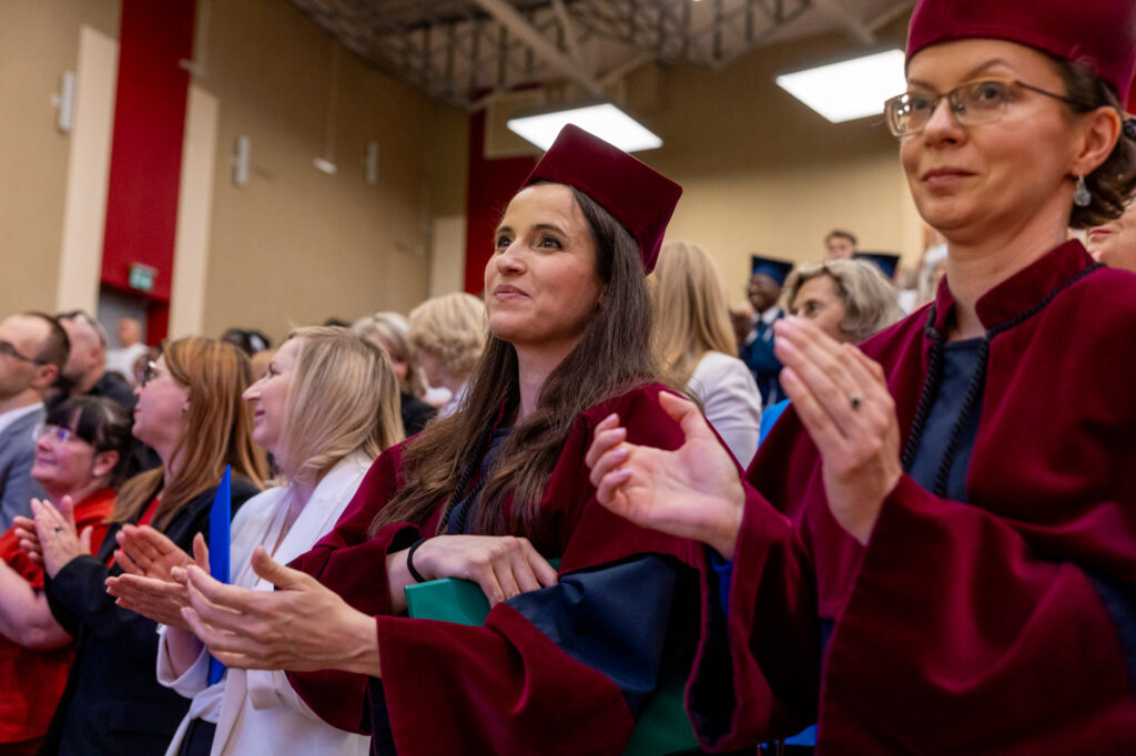 Graduacja i czepkowanie na WSIiZ