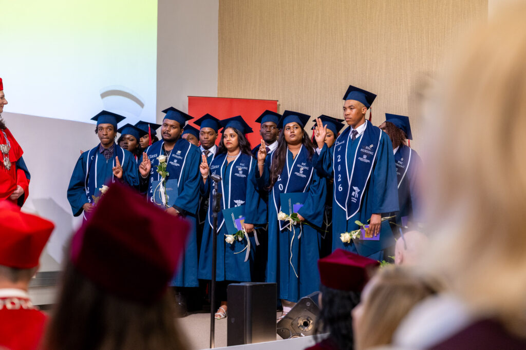 Graduacja i czepkowanie na WSIiZ