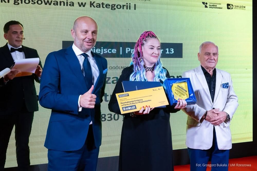 Na zdjęciu prezydent Konrad Fijołek i radny Andrzej Szlachta podczas gali wyników RBO 2027