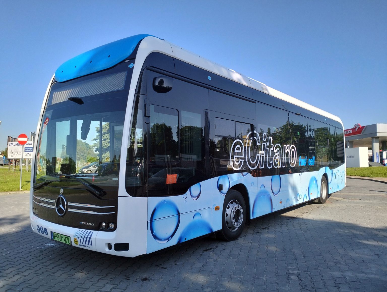 Autobus wodorowy Mercedes-Benz eCitaro