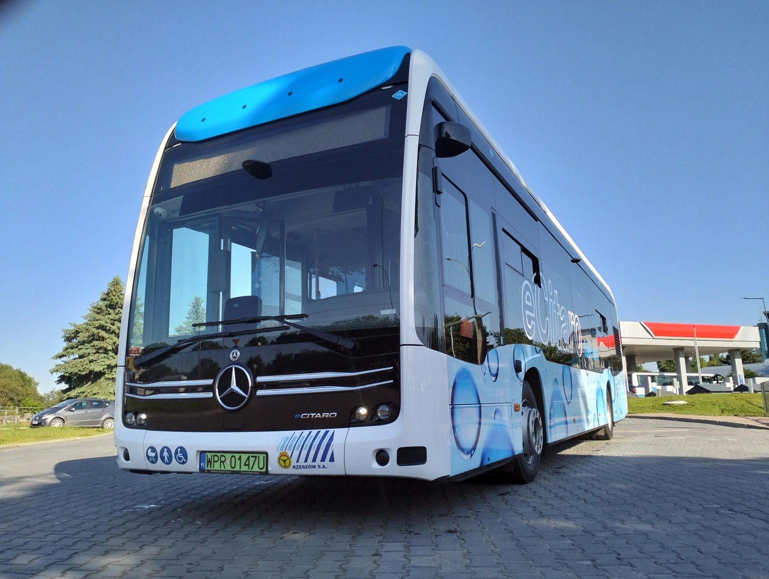 Autobus wodorowy Mercedes-Benz eCitaro