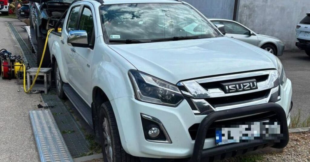 Laweta uszkodzona policjanci założyli opaskę
