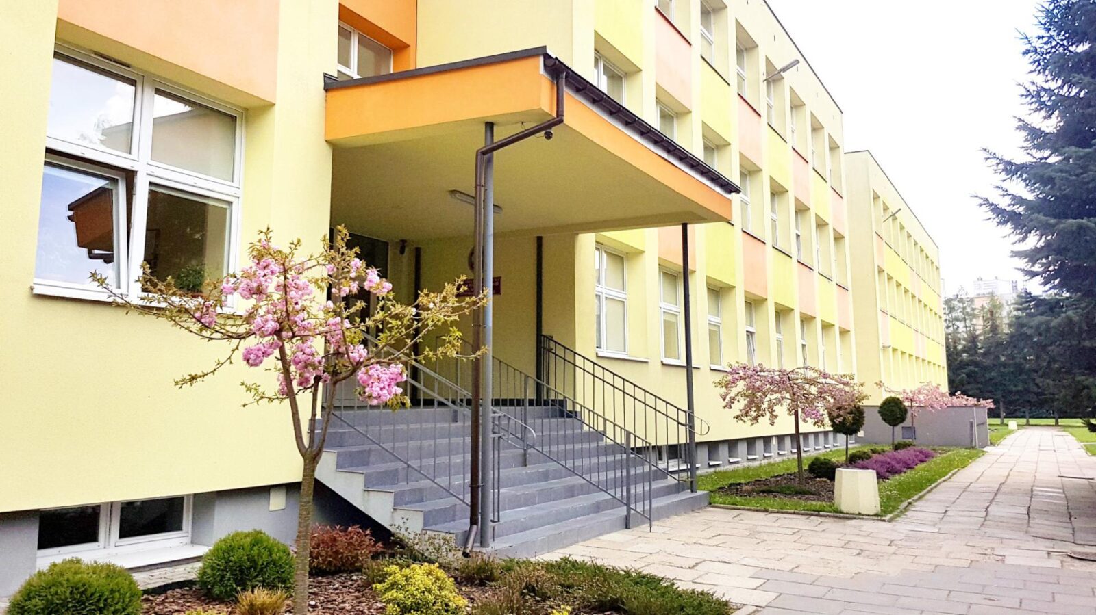 zespół szkoł mechanicznych rzeszów