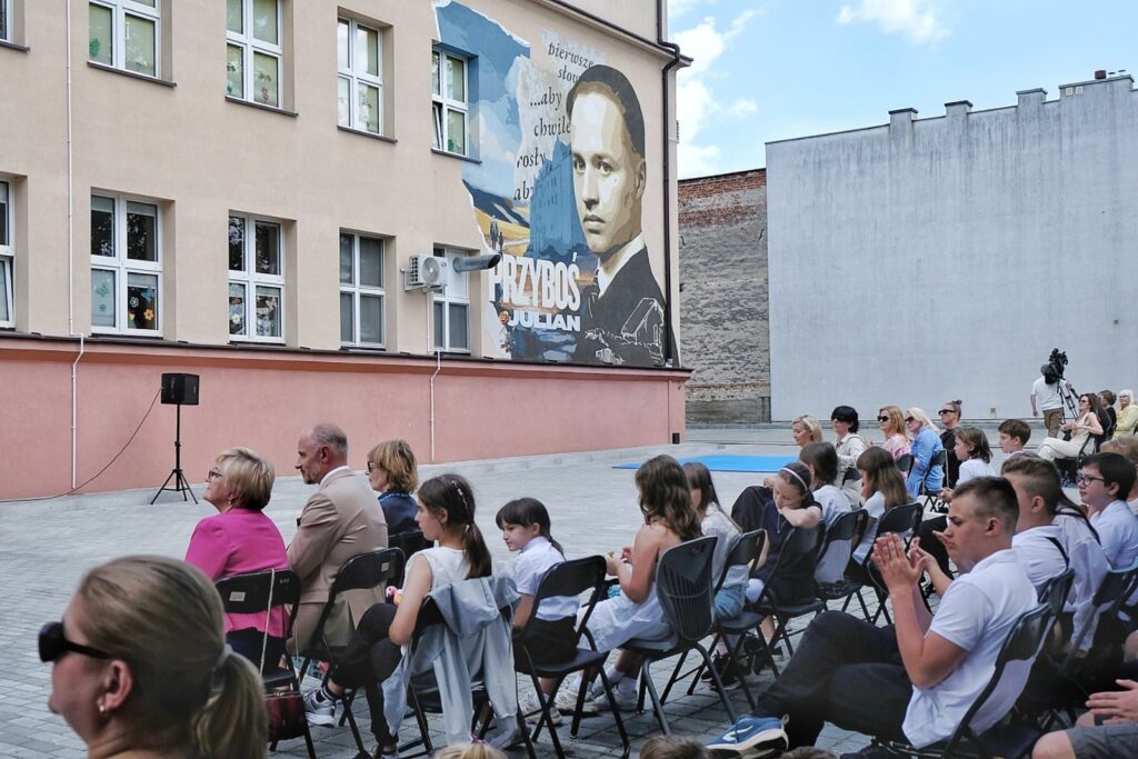mural Przybosia