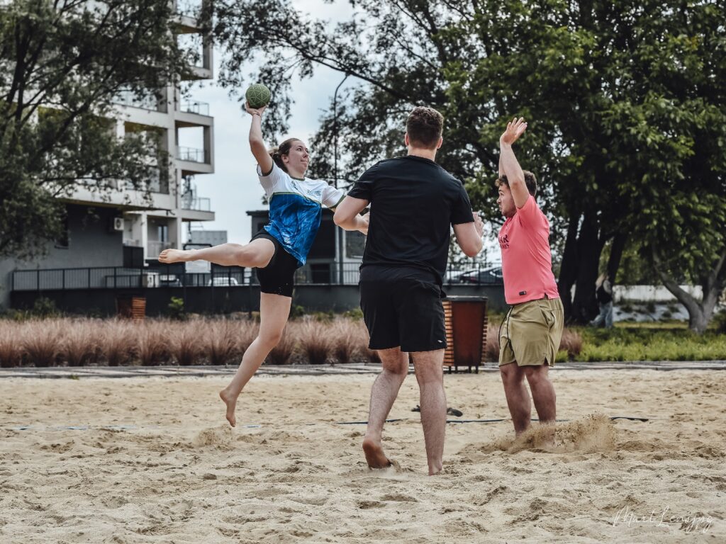 siatkówka na plaży miejskiej w Rzeszowie