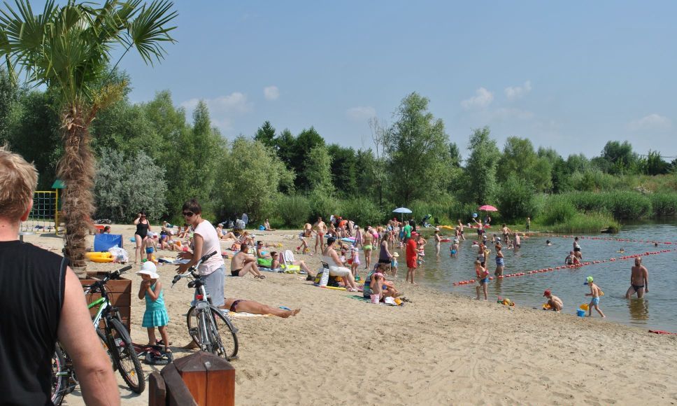 plaża na miejskim kąpielisku