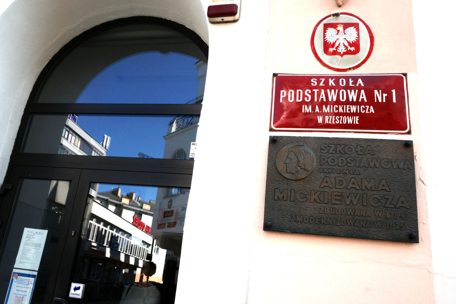 Szkoła Podstawowa nr 1, ul. Bernardyńska w Rzeszowie