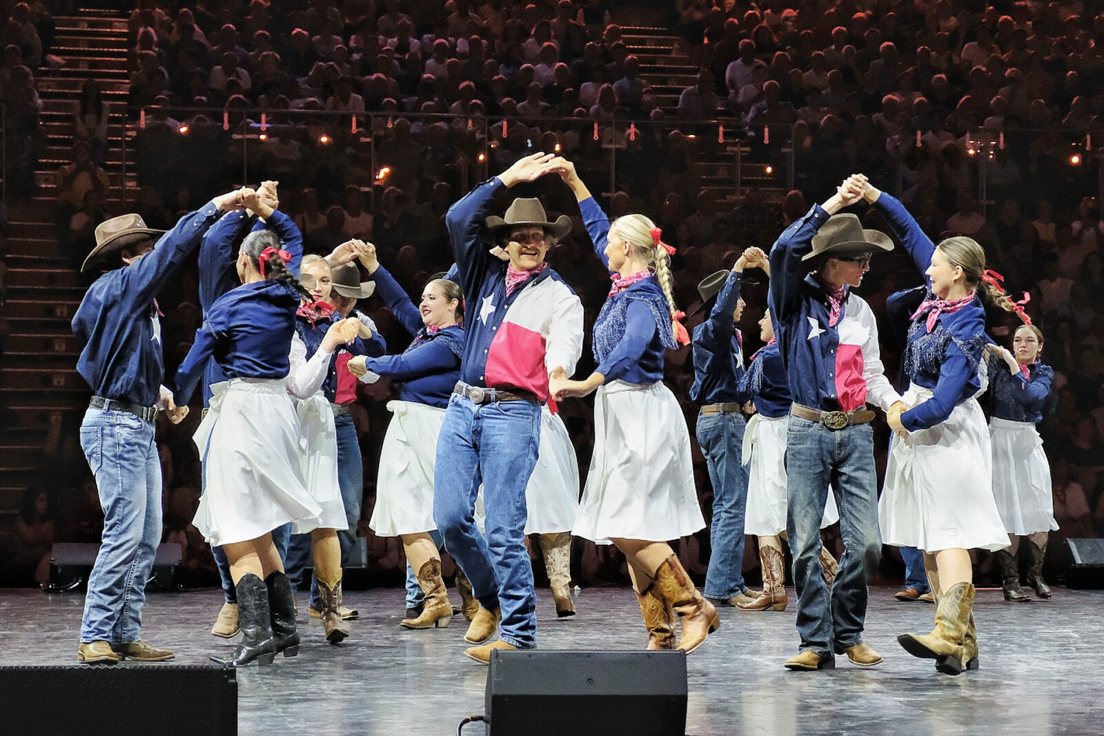XX Światowy Festiwal Polonijnych Zespołów Folklorystycznych w Rzeszowie