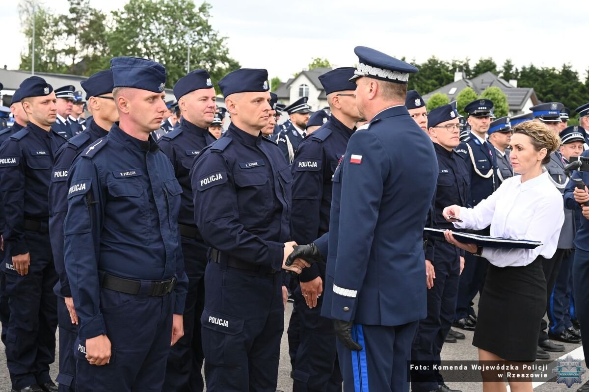 Nowi policjanci w rzeszowskiej prewencji