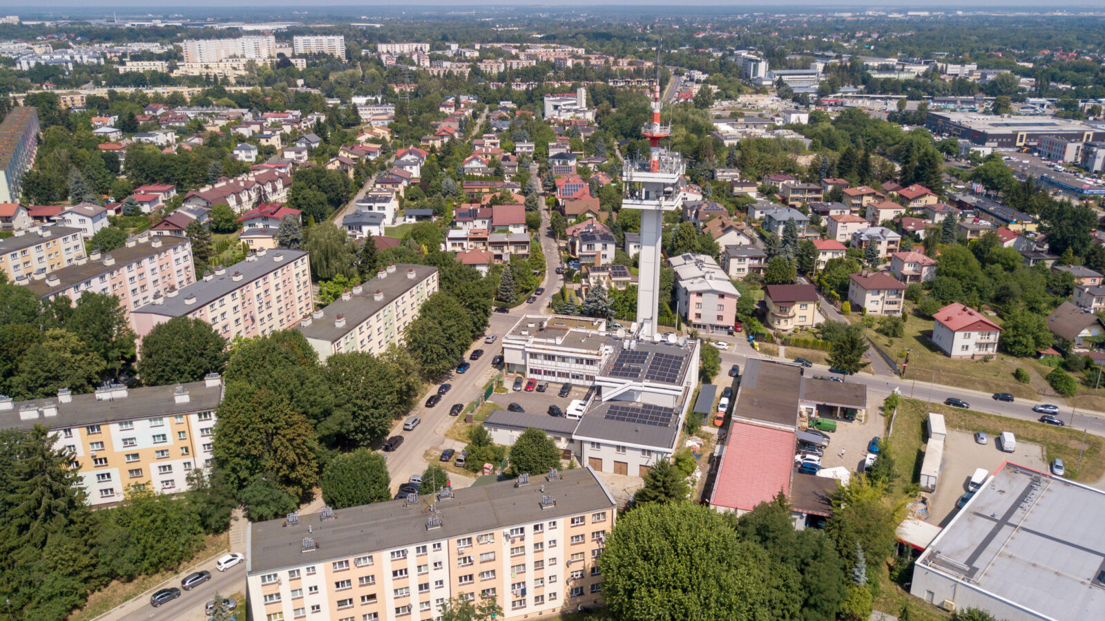 Wieża telewizyjna na Baranówce widok z drona