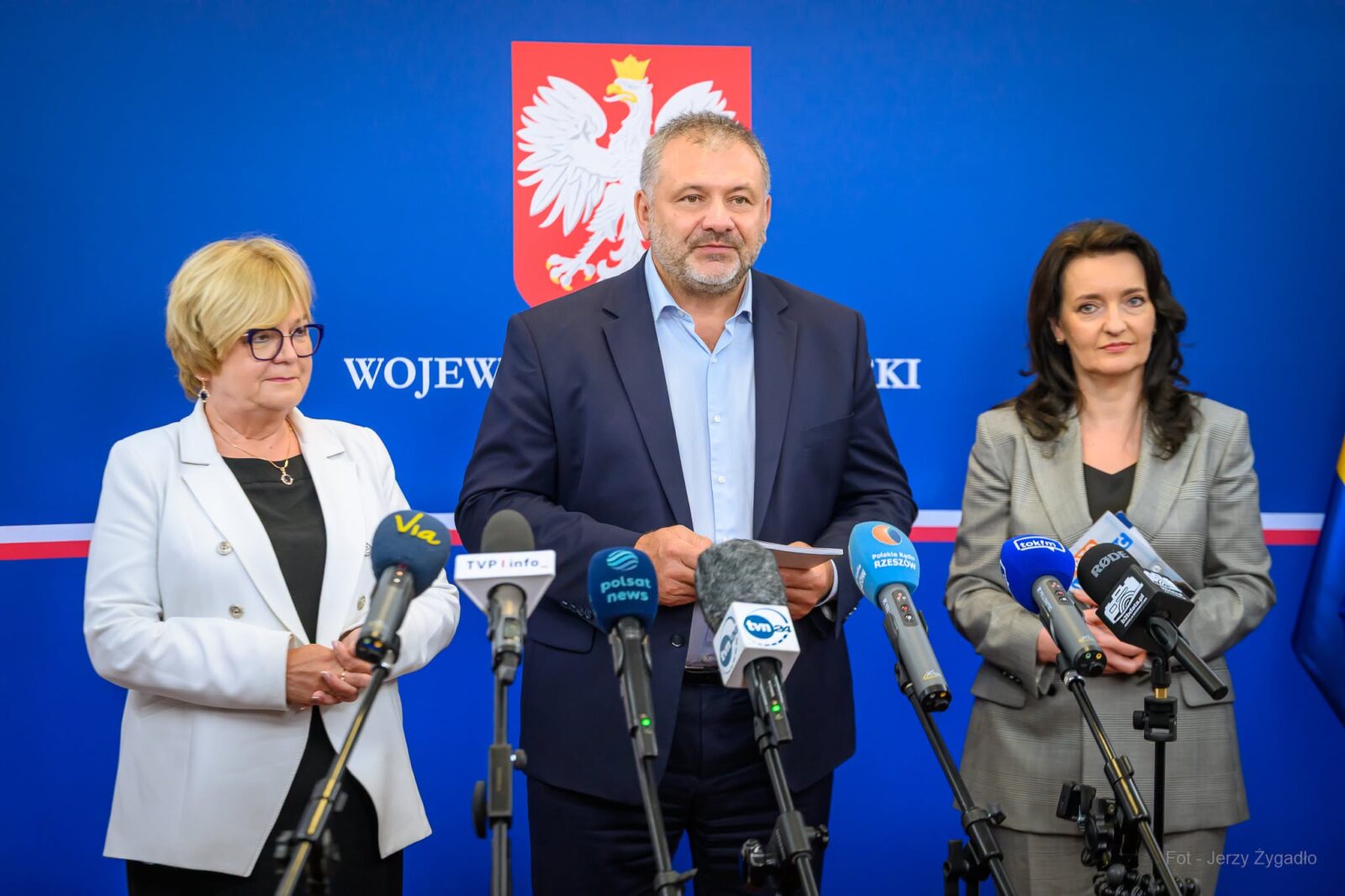 minister Waldemar Żurek, wojewoda podkarpacka i ministra ds. polityki senioralnej